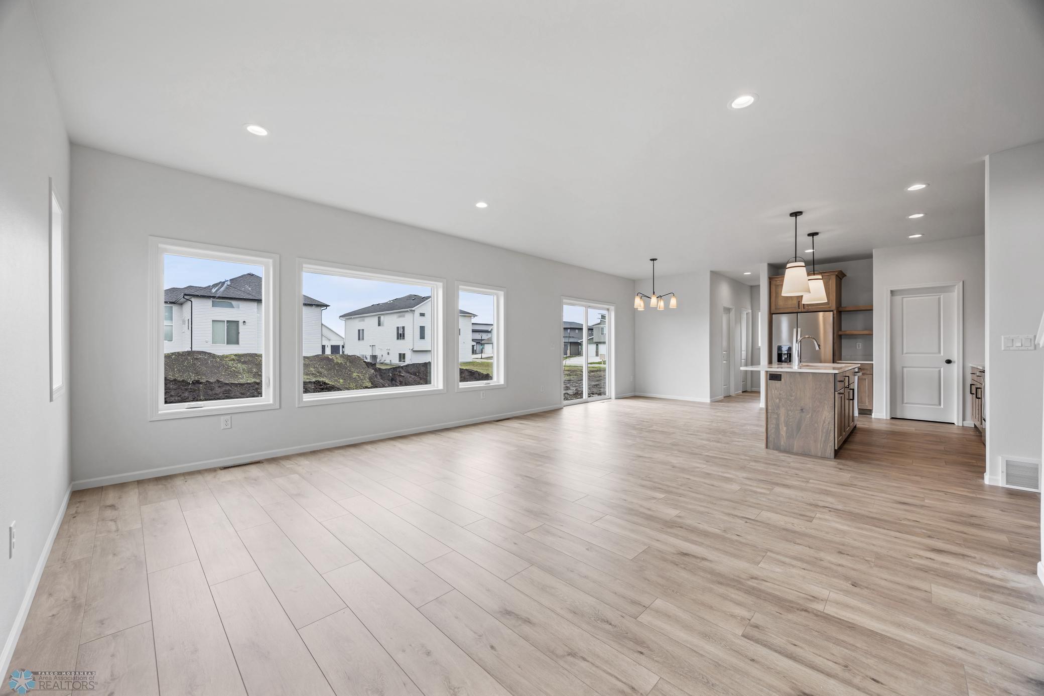 5875 11th Street, West Fargo, North Dakota image 10