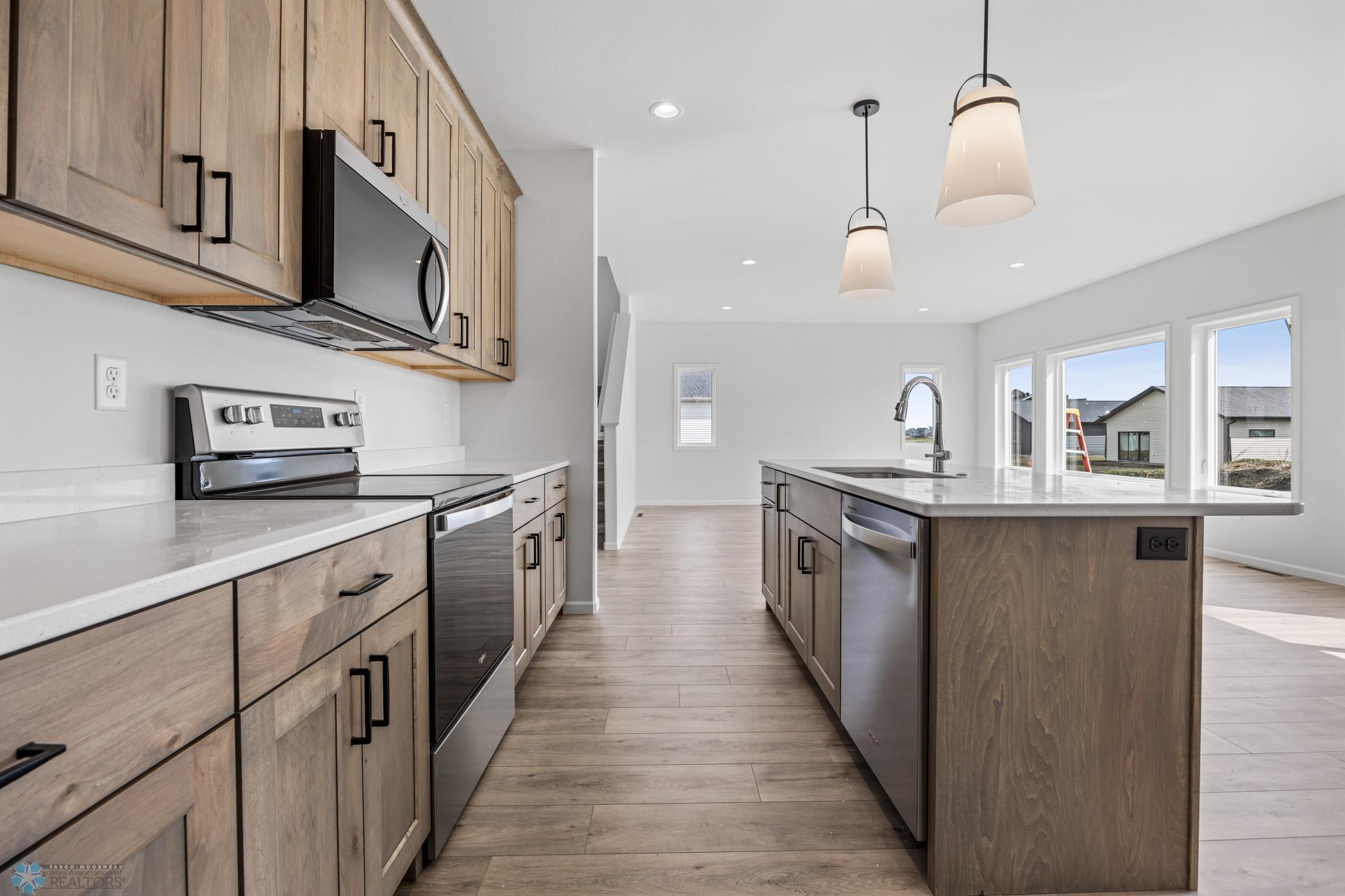 5875 11th Street, West Fargo, North Dakota image 8