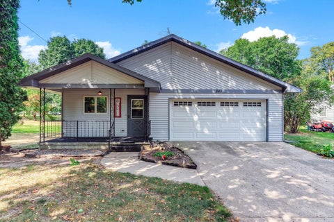 Homes For Sale - 347 Spruce Drive<br/> Annandale, MN 55302
