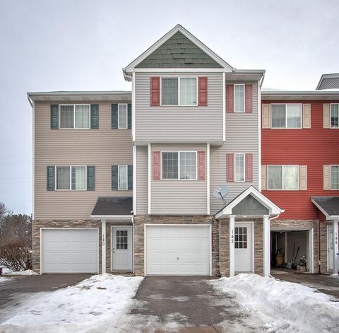 Townhouse For Sale - 142 19th Avenue<br/> Cambridge, MN 55008