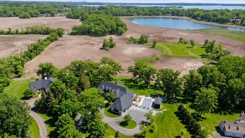 Homes For Sale - 1000 Old Crystal Bay Road<br/> Hennepin County, Wayzata, MN 55391