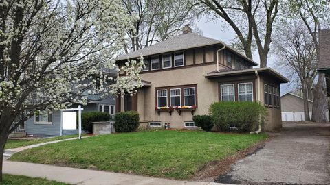 Homes For Sale - 116 11th Avenue<br/> Olmsted County, Rochester, MN 55901
