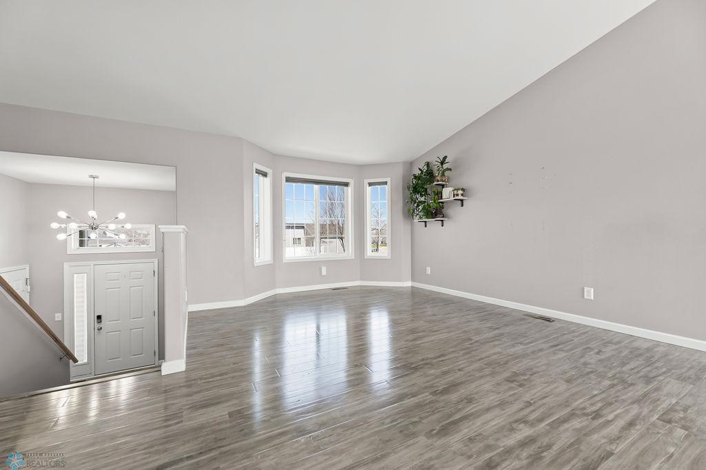 1585 43rd Avenue, Moorhead, Minnesota image 4