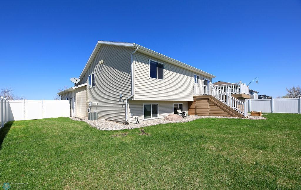 1585 43rd Avenue, Moorhead, Minnesota image 27