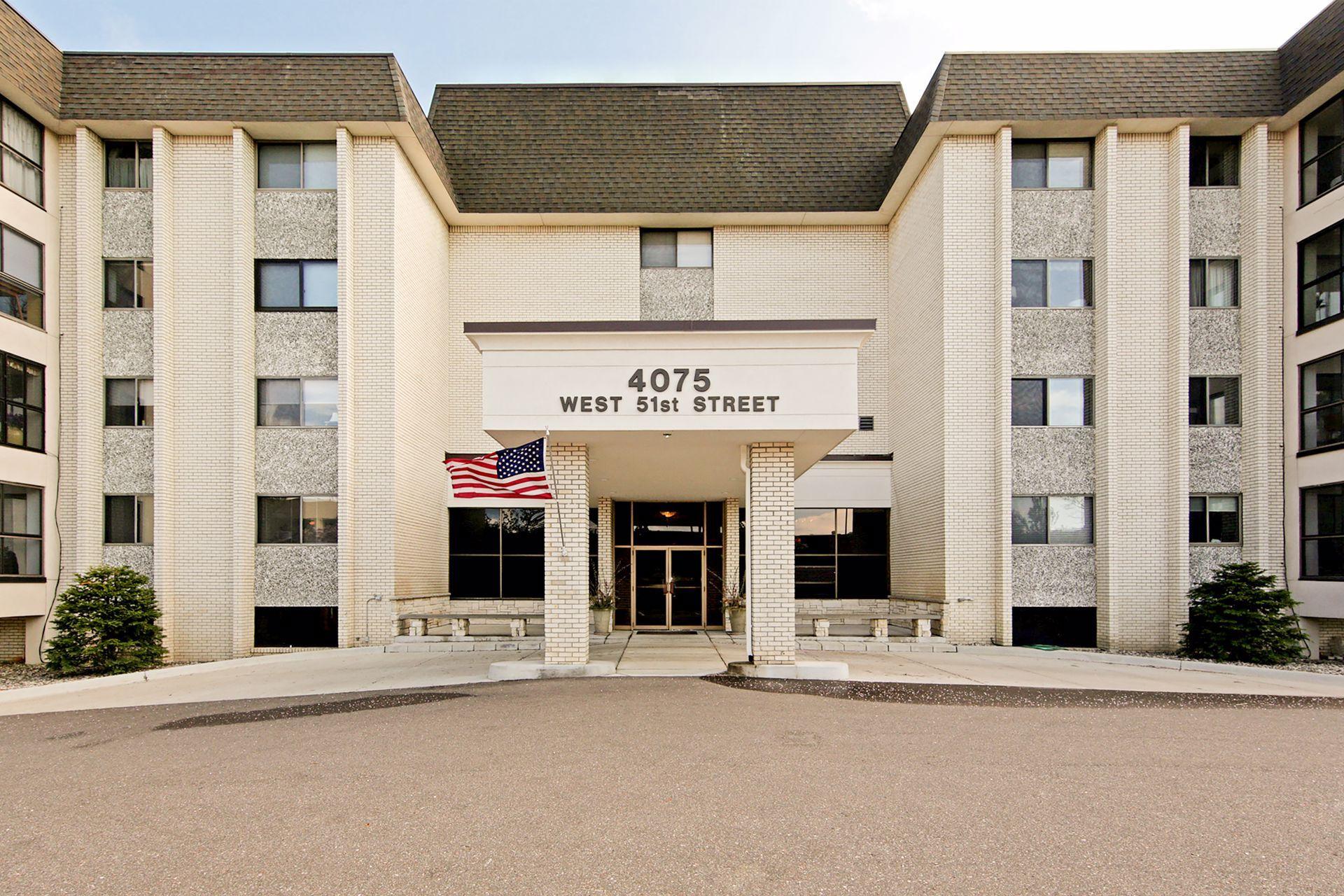 4075 W 51st Street #102, Minneapolis, Minnesota image 32
