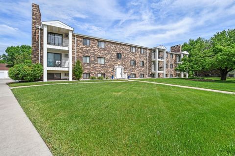 Condo For Sale - 321 Prairiewood Circle<br/> Fargo, ND 58103