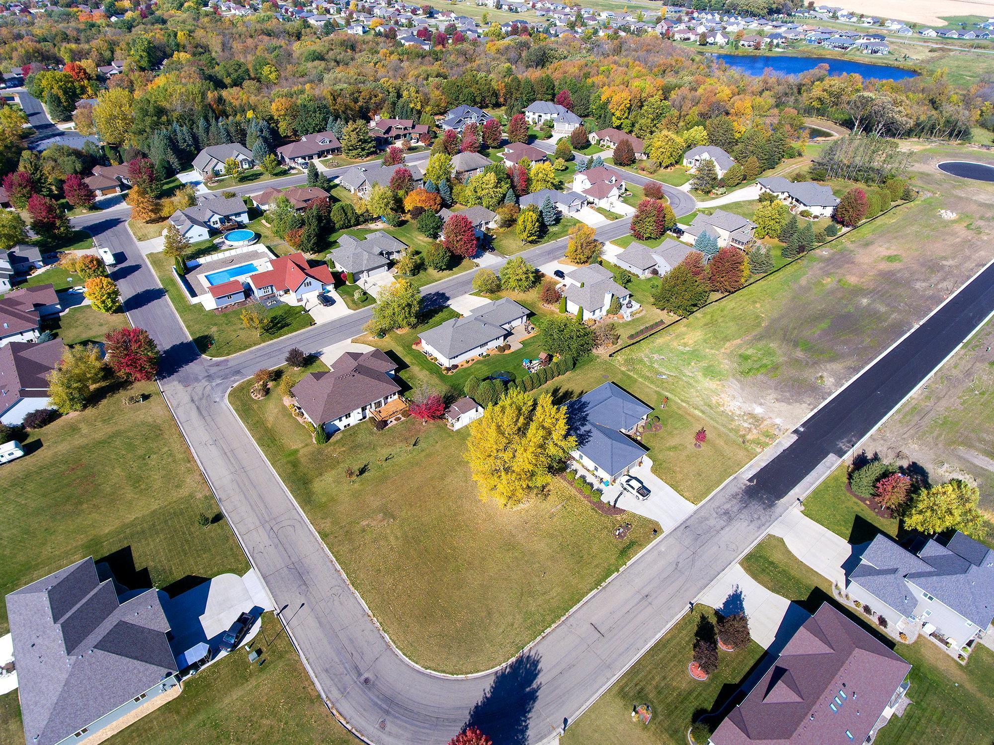 2180 NE Maple Leaf Lane, Owatonna, Minnesota image 9