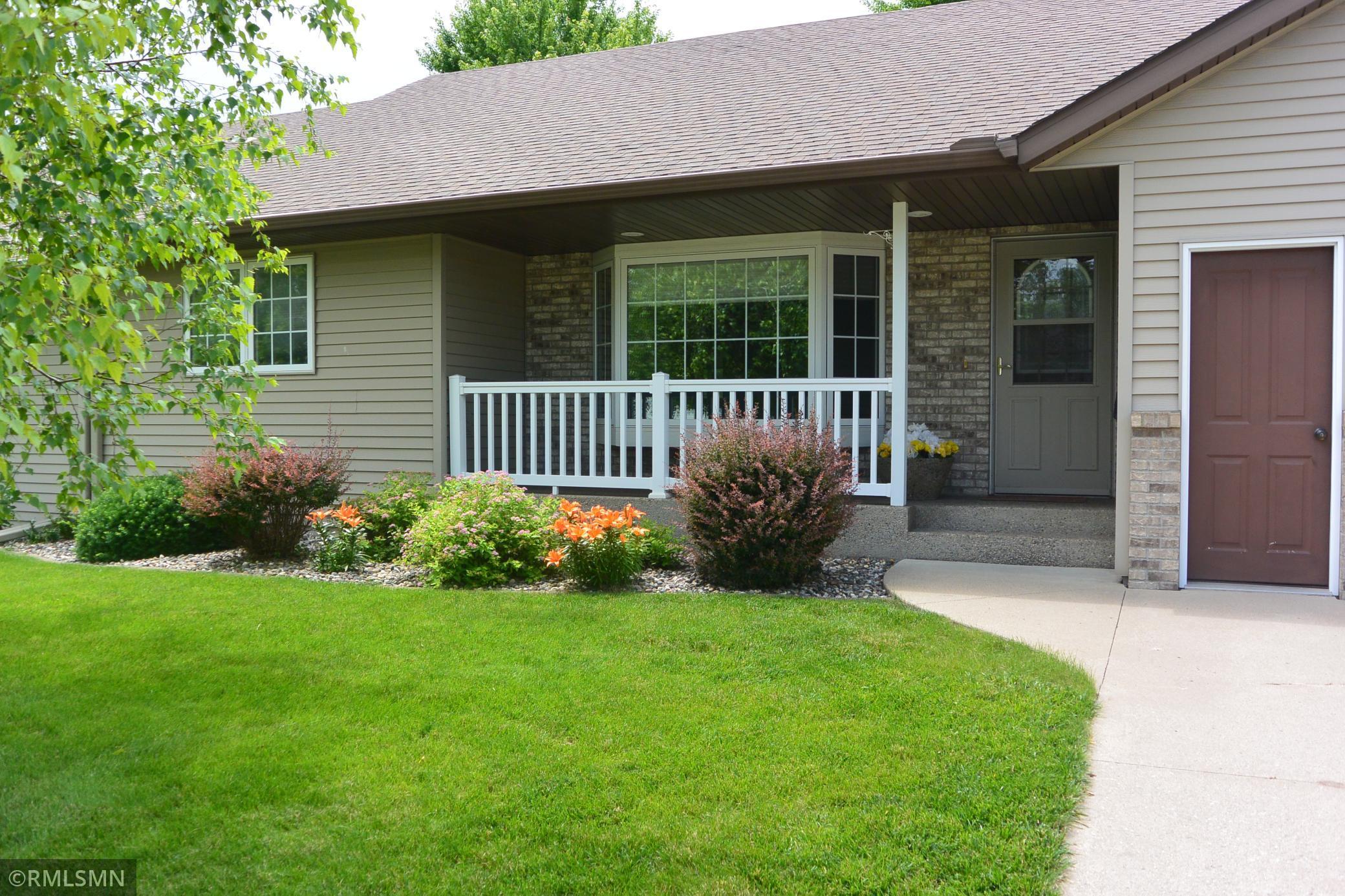1607 Mcleod Avenue, Glencoe, Minnesota image 2