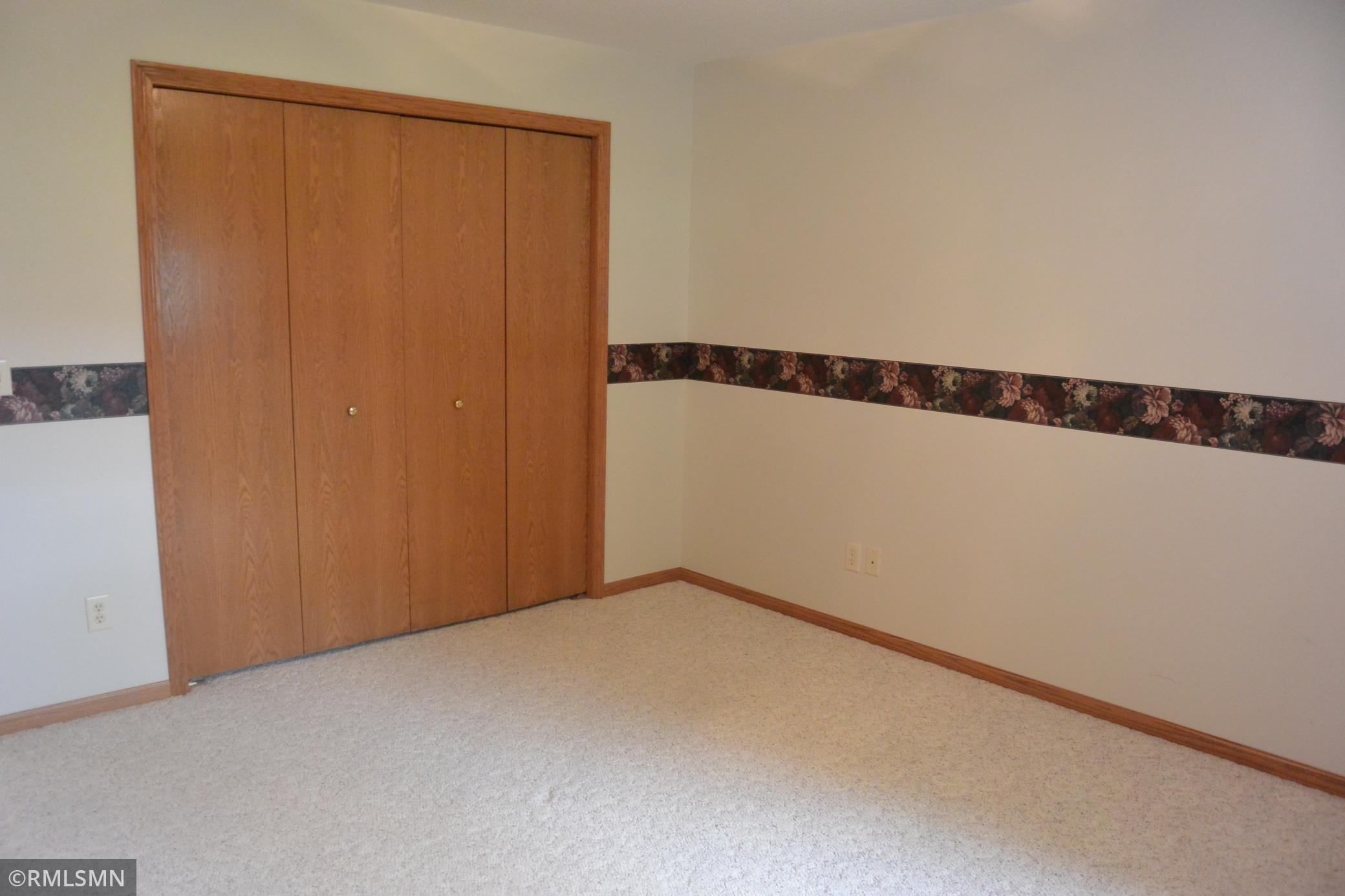 1607 Mcleod Avenue, Glencoe, Minnesota image 25
