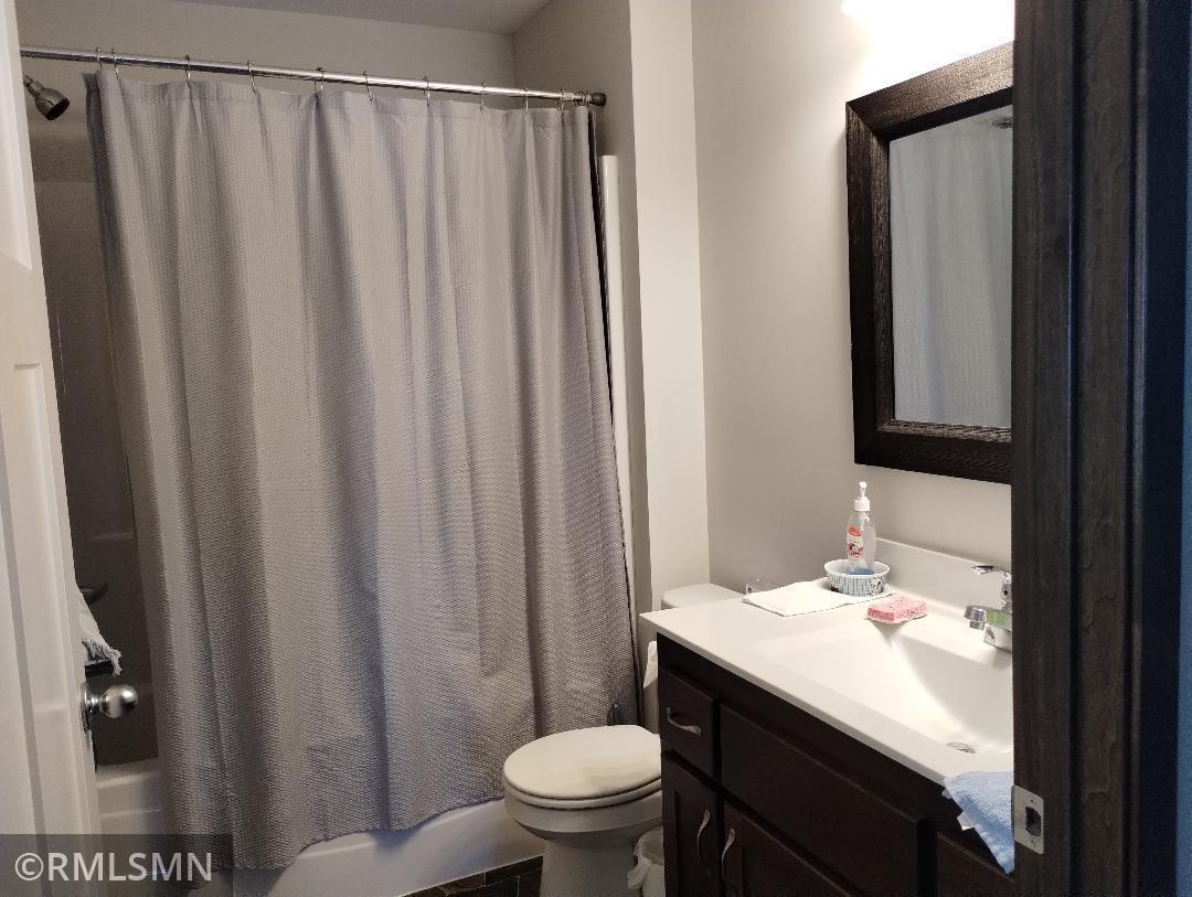 1006 Pleasant View Court, Isanti, Minnesota image 11