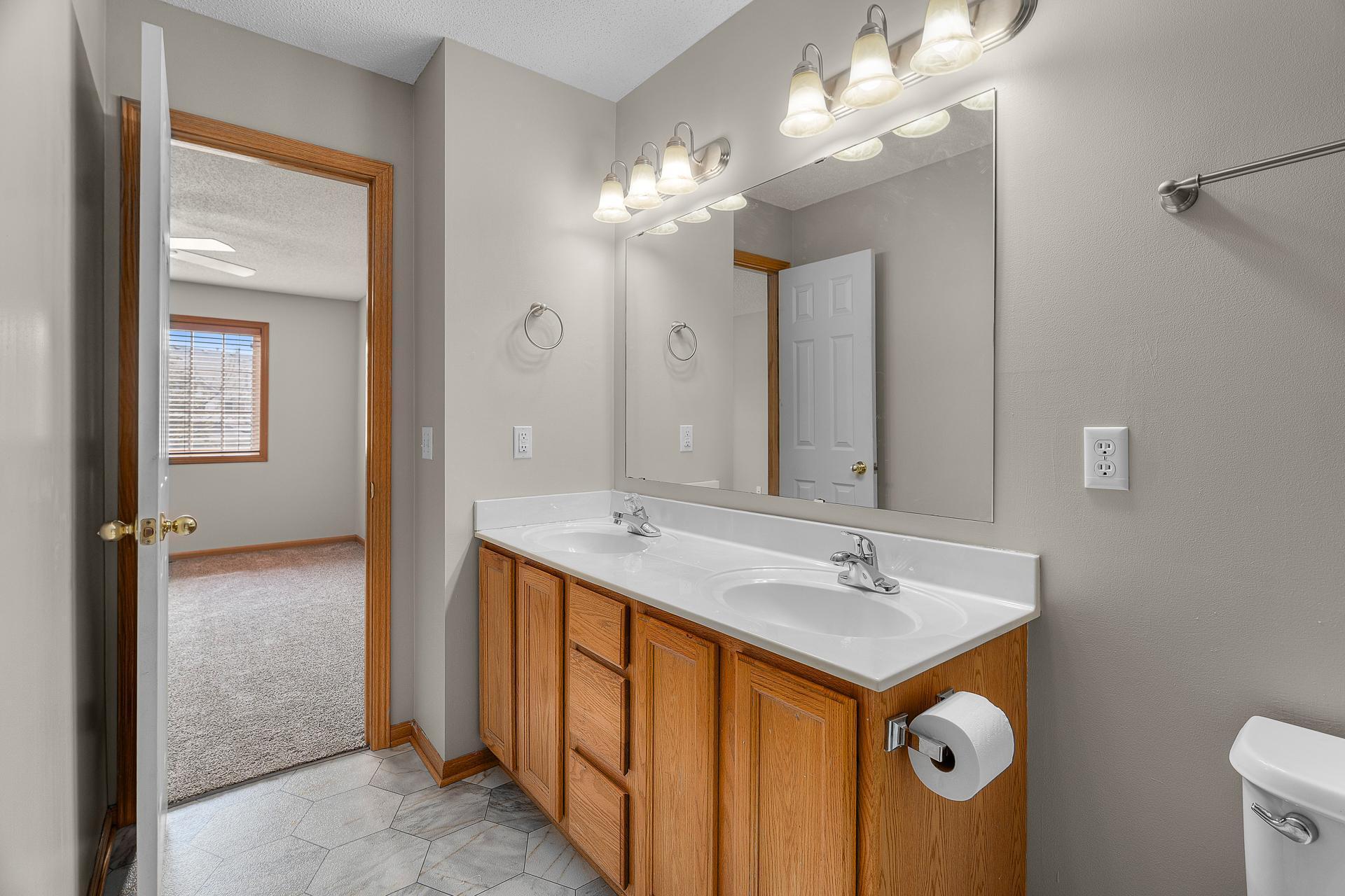 8671 Quarry Ridge Lane #I, Saint Paul, Minnesota image 21