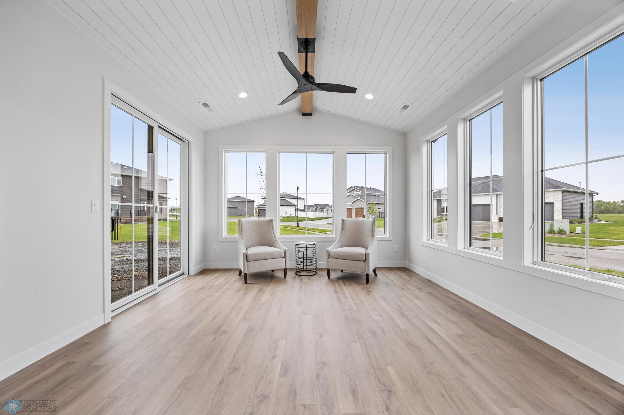 6090 Prairie Grove Court, Fargo, North Dakota image 19