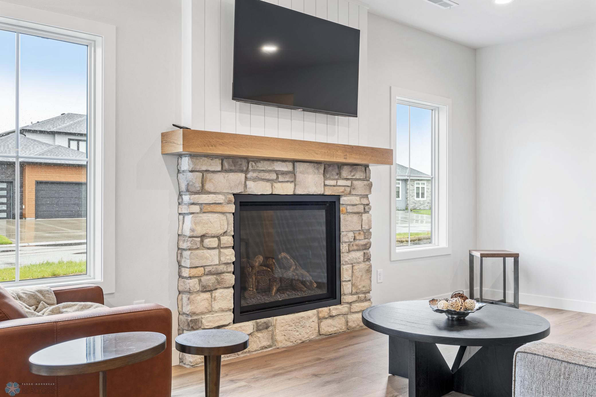6090 Prairie Grove Court, Fargo, North Dakota image 8