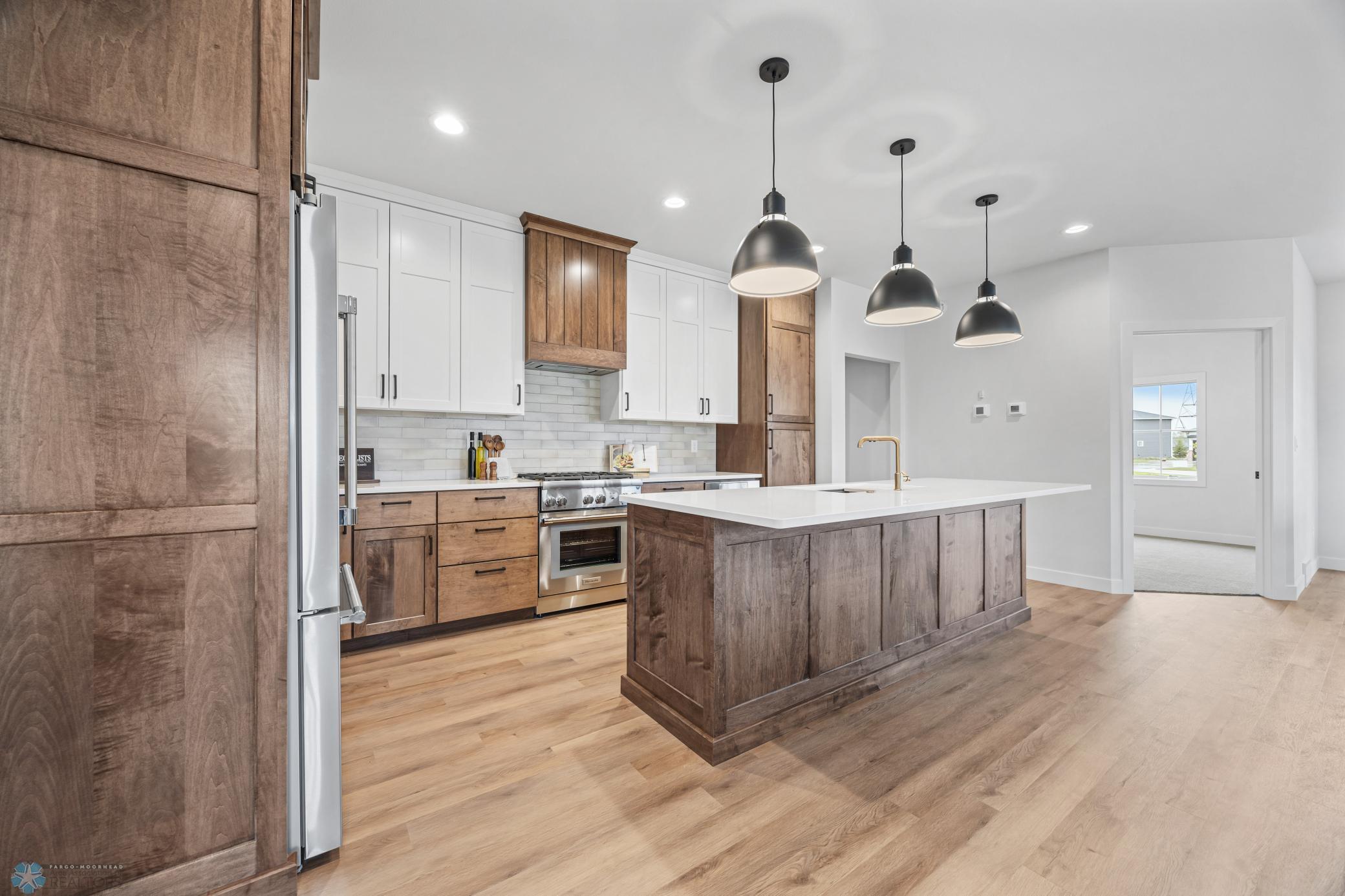 6090 Prairie Grove Court, Fargo, North Dakota image 11