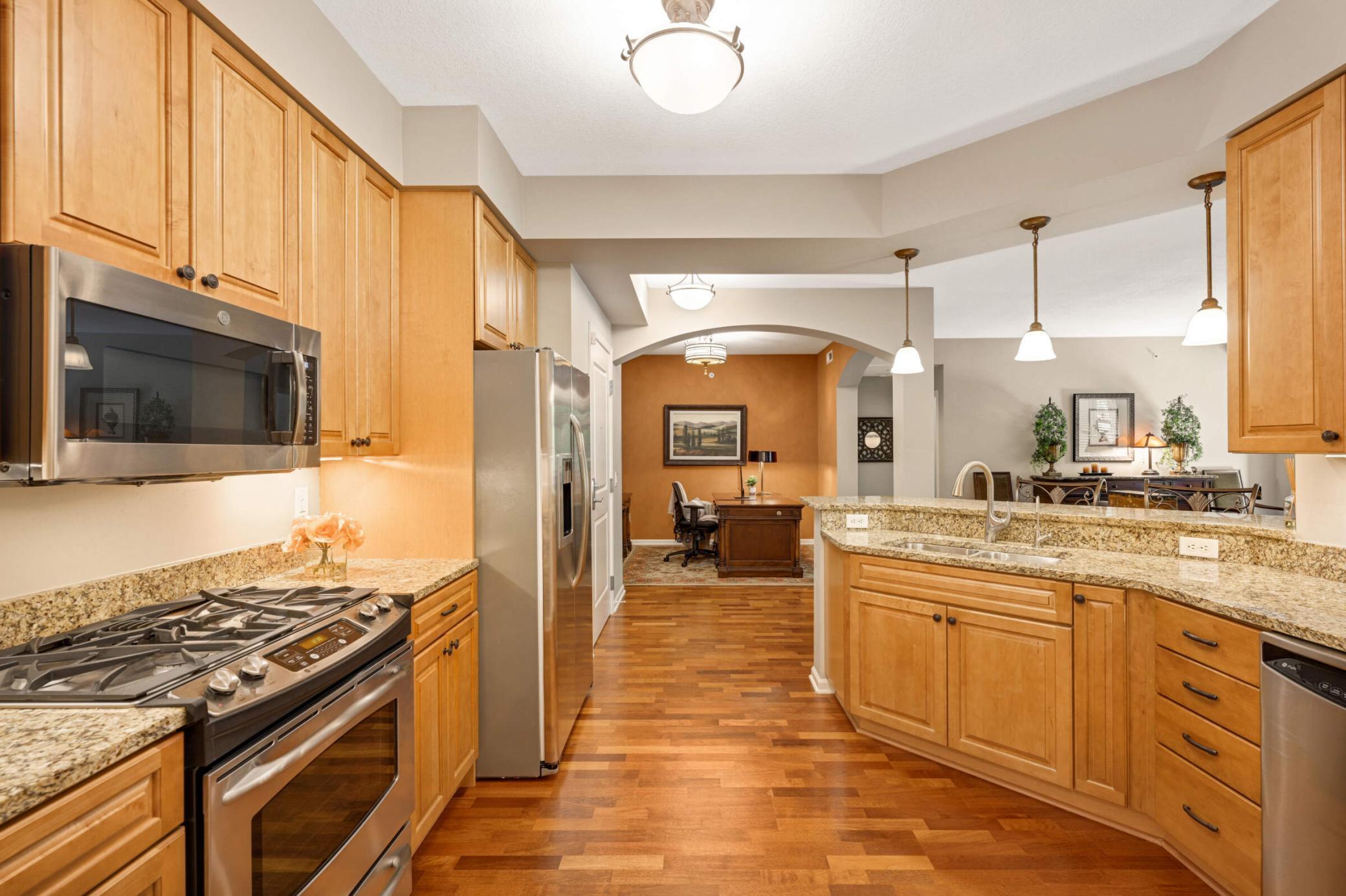 1320 Riverside Lane #307, Saint Paul, Minnesota image 12