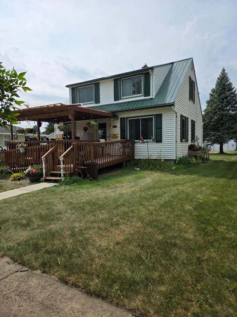 Homes For Sale - 206 Pine Avenue<br/> Canby, MN 56220