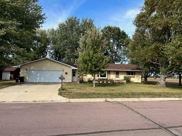 306 9th Street, Westbrook, Minnesota image 2