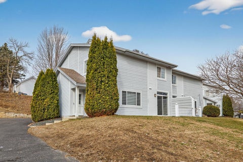 Townhouse For Sale - 281 Zumbro Drive<br/> Olmsted County, Rochester, MN 55901