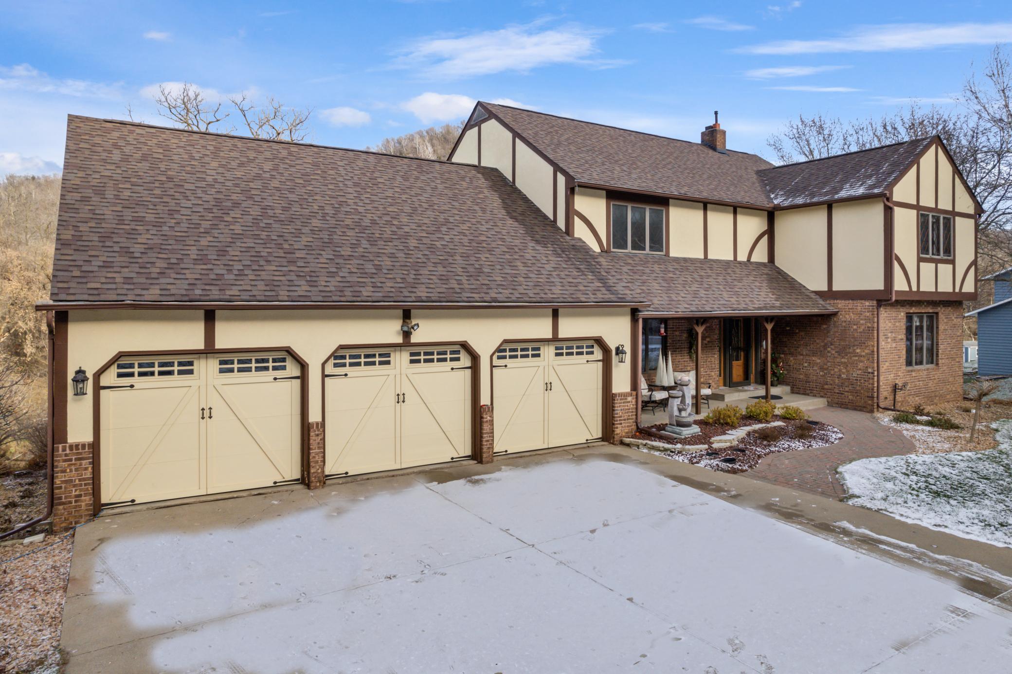 131 Jay Bee Drive, Winona, Minnesota image 3