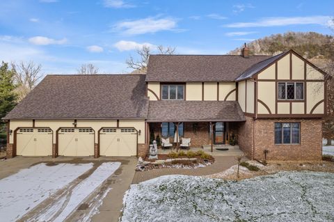 131 Jay Bee Drive, Winona, MN 55987 - #: 6637247
