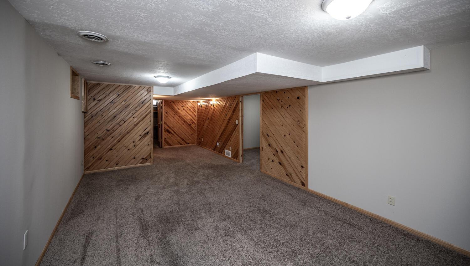 4400 200th Street, Farmington, Minnesota image 25