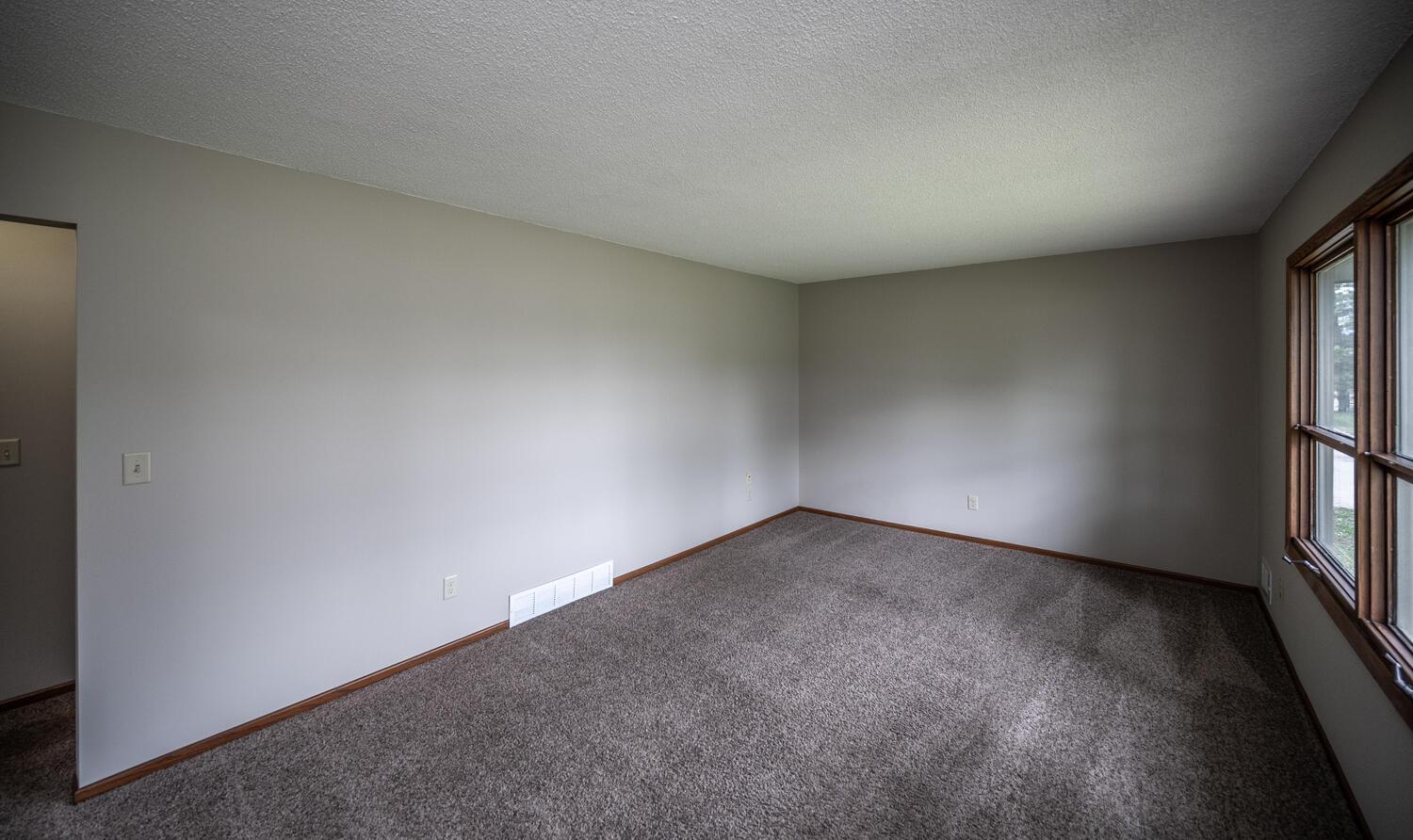 4400 200th Street, Farmington, Minnesota image 9