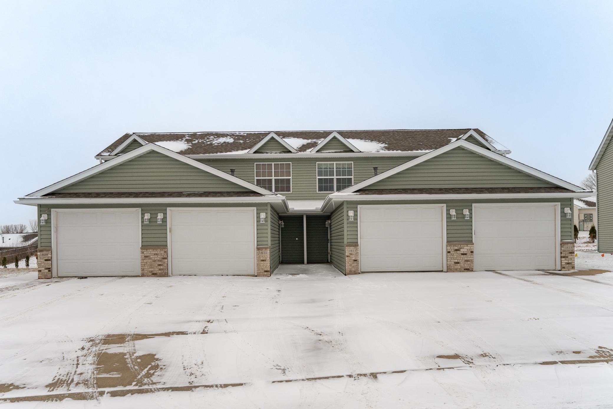 1813 Daniel Lane, Stewartville, Minnesota image 1