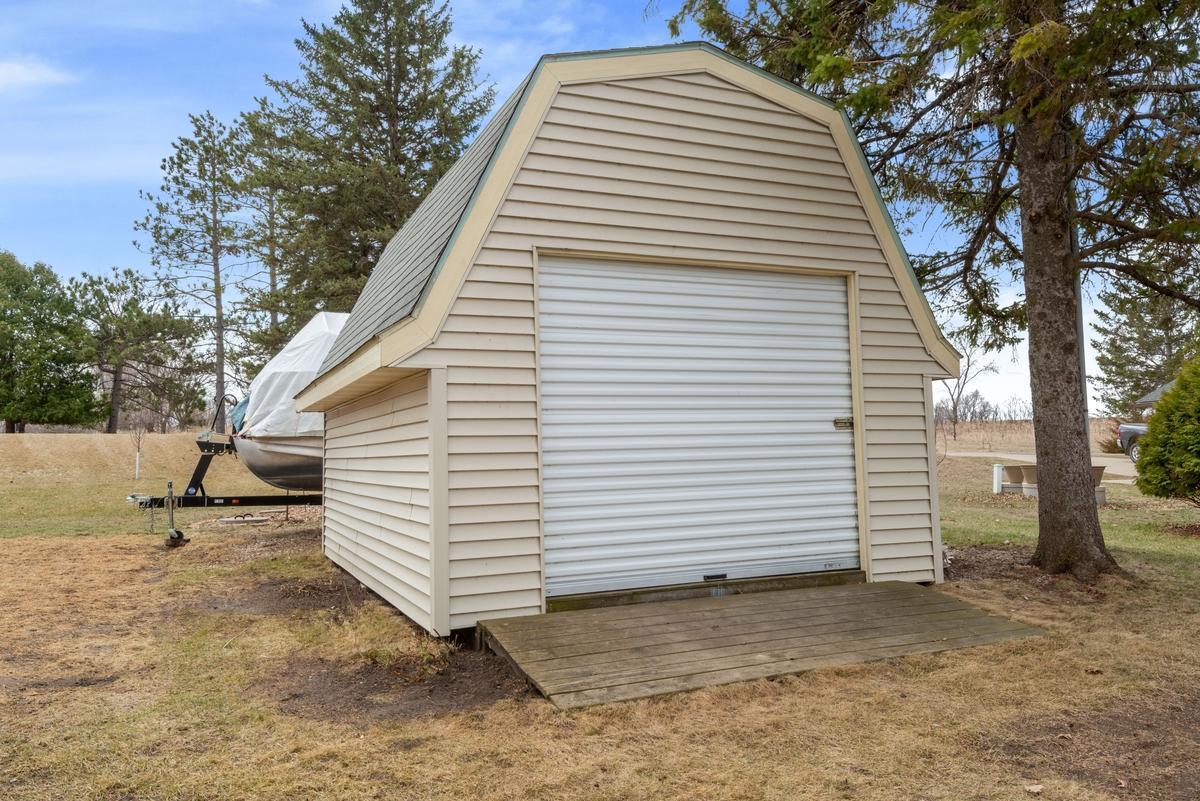 32410 742nd Avenue, South Haven, Minnesota image 14