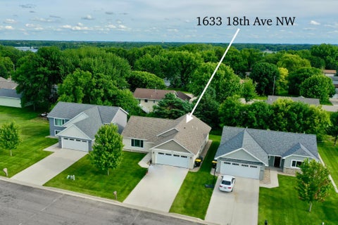 Homes For Sale - 1633 18th Avenue<br/> Kandiyohi County, Willmar, MN 56201