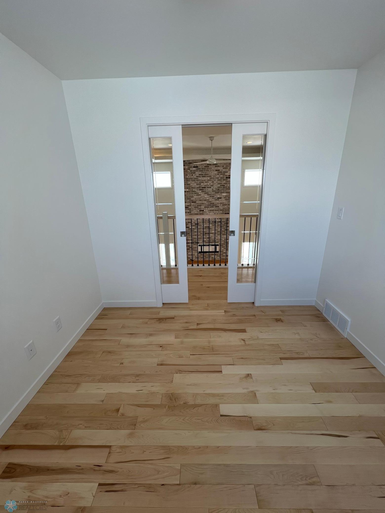 Horace, North Dakota 58047, United States, 5 Bedrooms Bedrooms, ,3 BathroomsBathrooms,Residential,Pending,26078