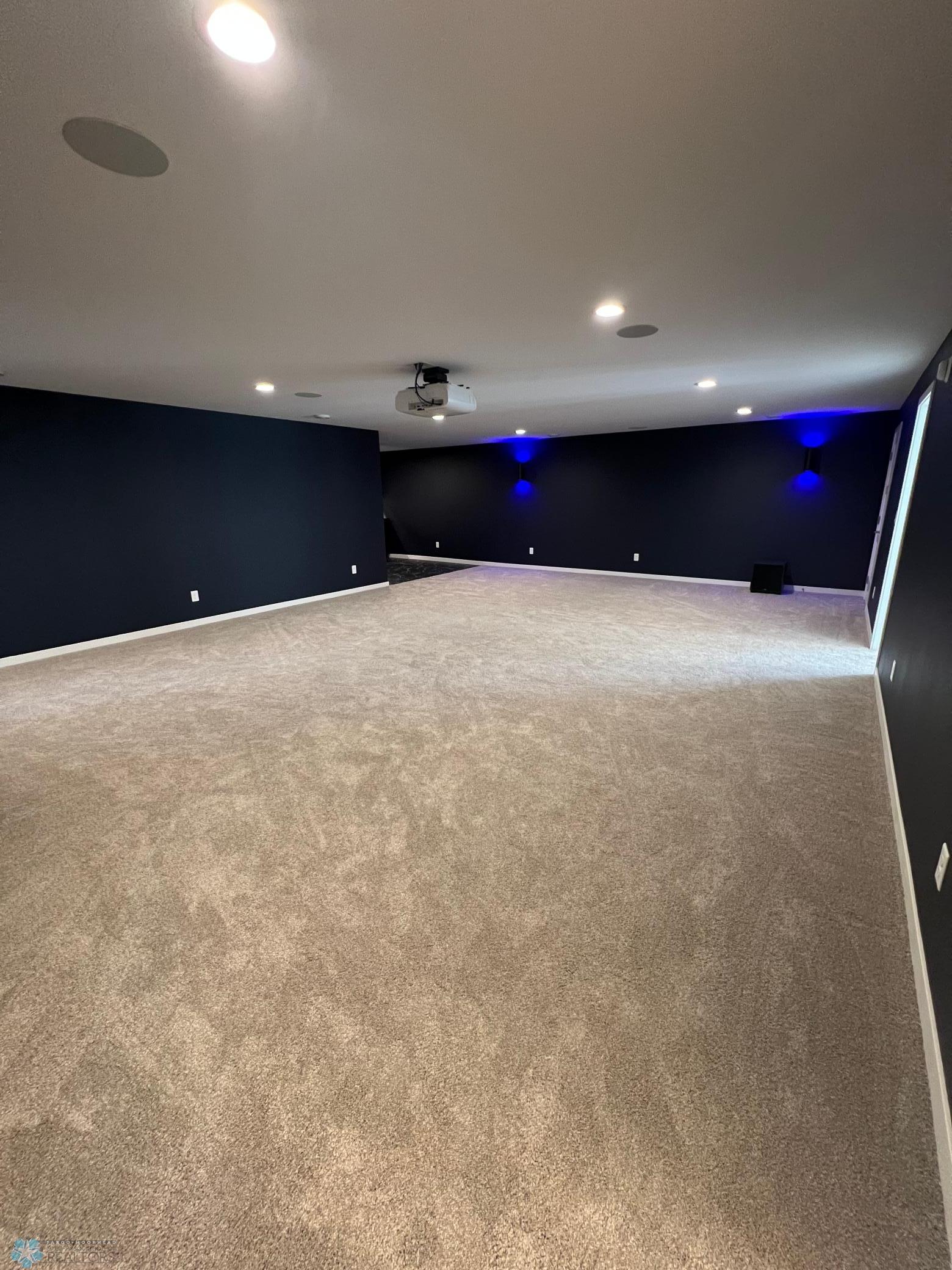 Horace, North Dakota 58047, United States, 5 Bedrooms Bedrooms, ,3 BathroomsBathrooms,Residential,Pending,26078