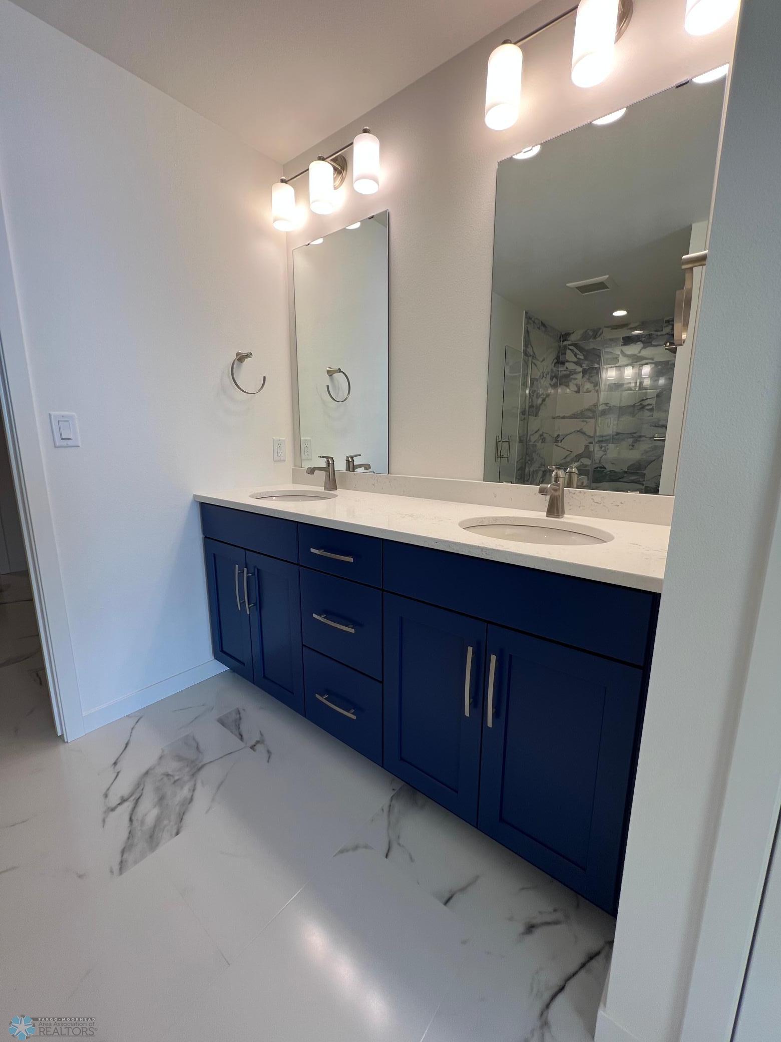 Horace, North Dakota 58047, United States, 5 Bedrooms Bedrooms, ,3 BathroomsBathrooms,Residential,Pending,26078