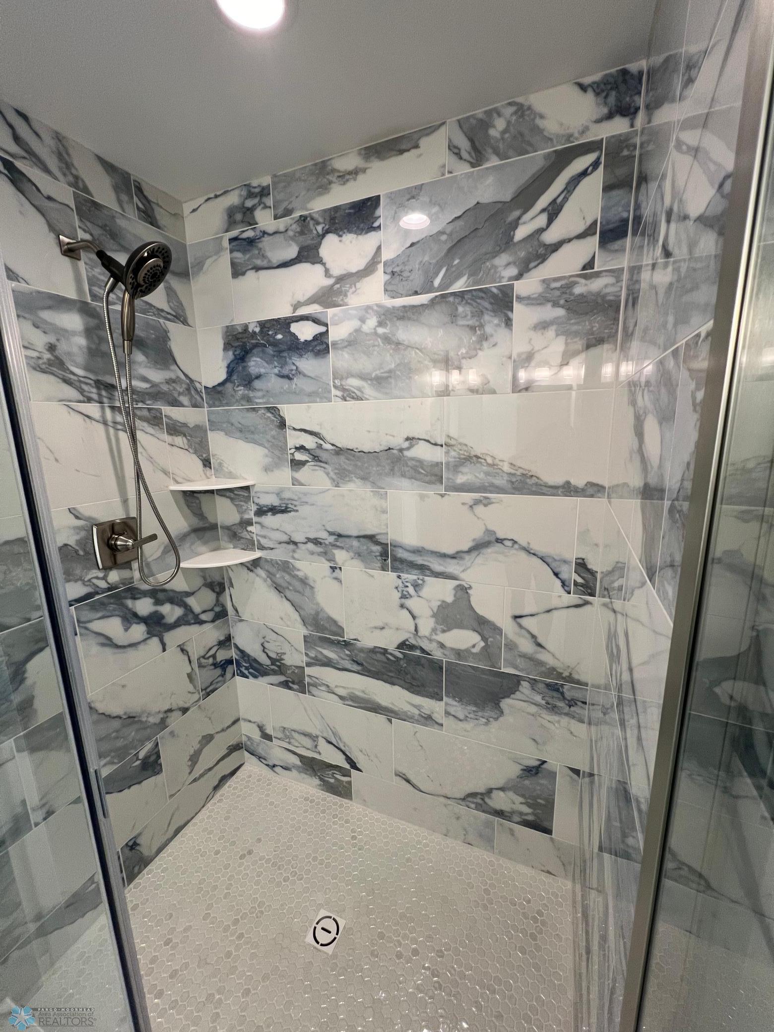 Horace, North Dakota 58047, United States, 5 Bedrooms Bedrooms, ,3 BathroomsBathrooms,Residential,Pending,26078