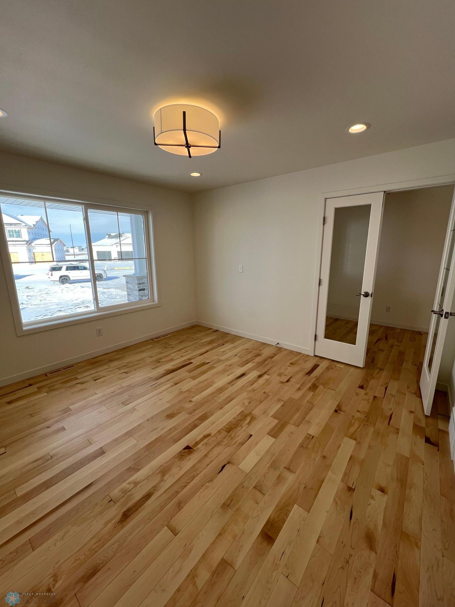 Horace, North Dakota 58047, United States, 5 Bedrooms Bedrooms, ,3 BathroomsBathrooms,Residential,Pending,26078