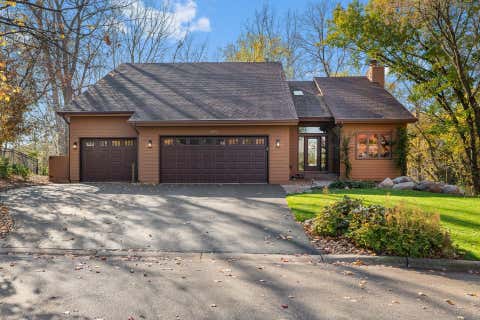 Homes For Sale - 14451 Wellington Road<br/> Wayzata, MN 55391