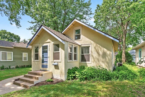 Homes For Sale - 3704 38th Avenue<br/> Minneapolis, MN 55406
