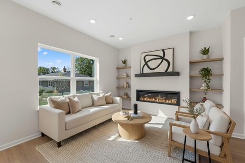 Townhouse For Sale - 1003 130th Court<br/> Rosemount, MN 55068