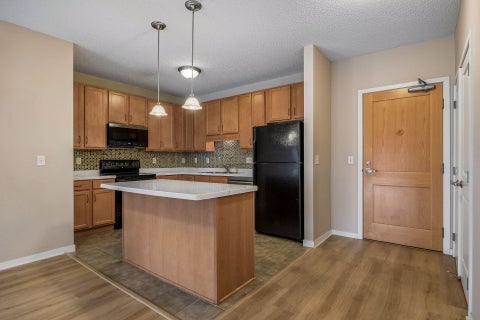 Condo For Sale - 619 8th Street<br/> Minneapolis, MN 55414