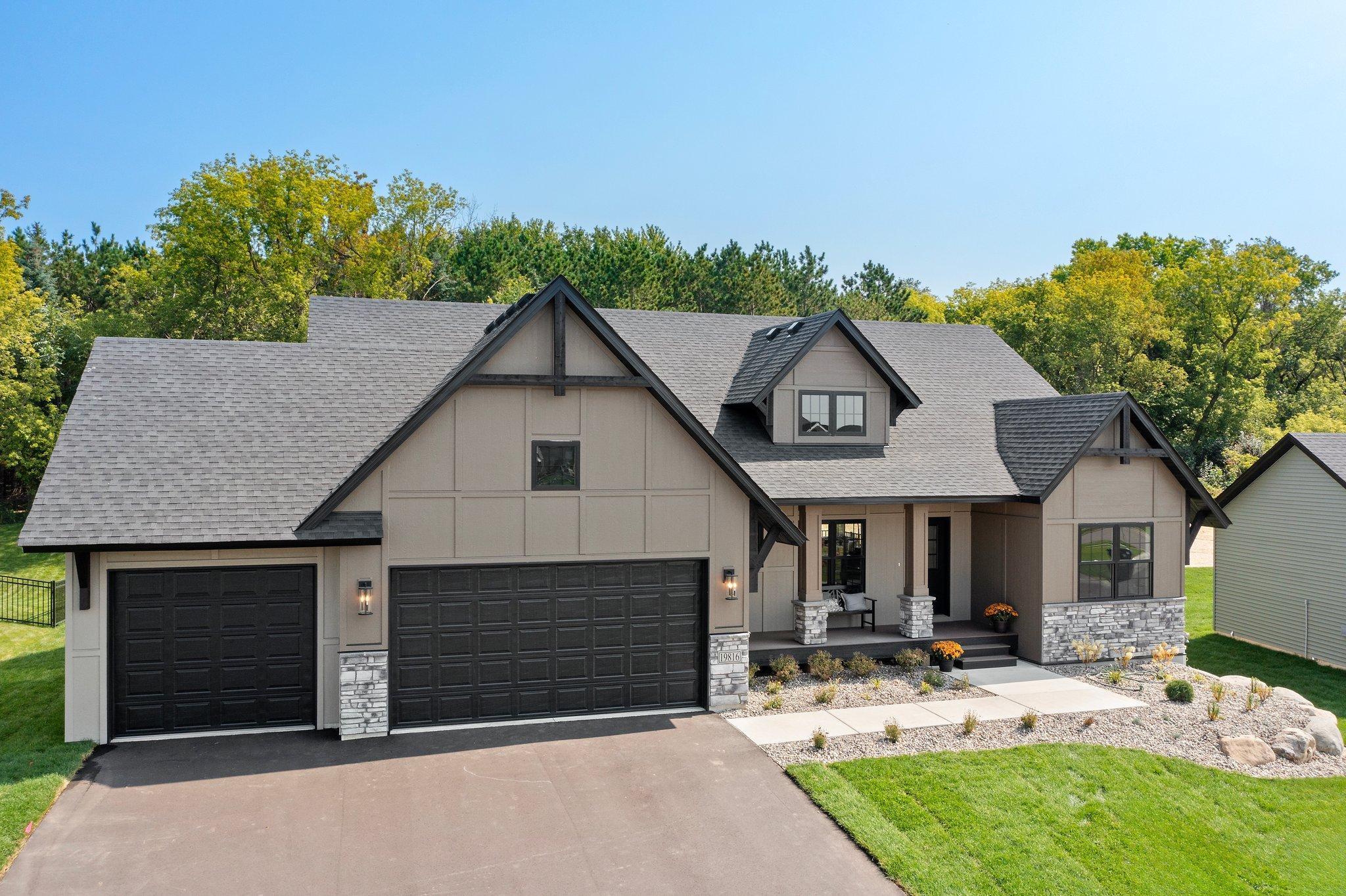 19816 Henning Avenue, Lakeville, Minnesota image 1