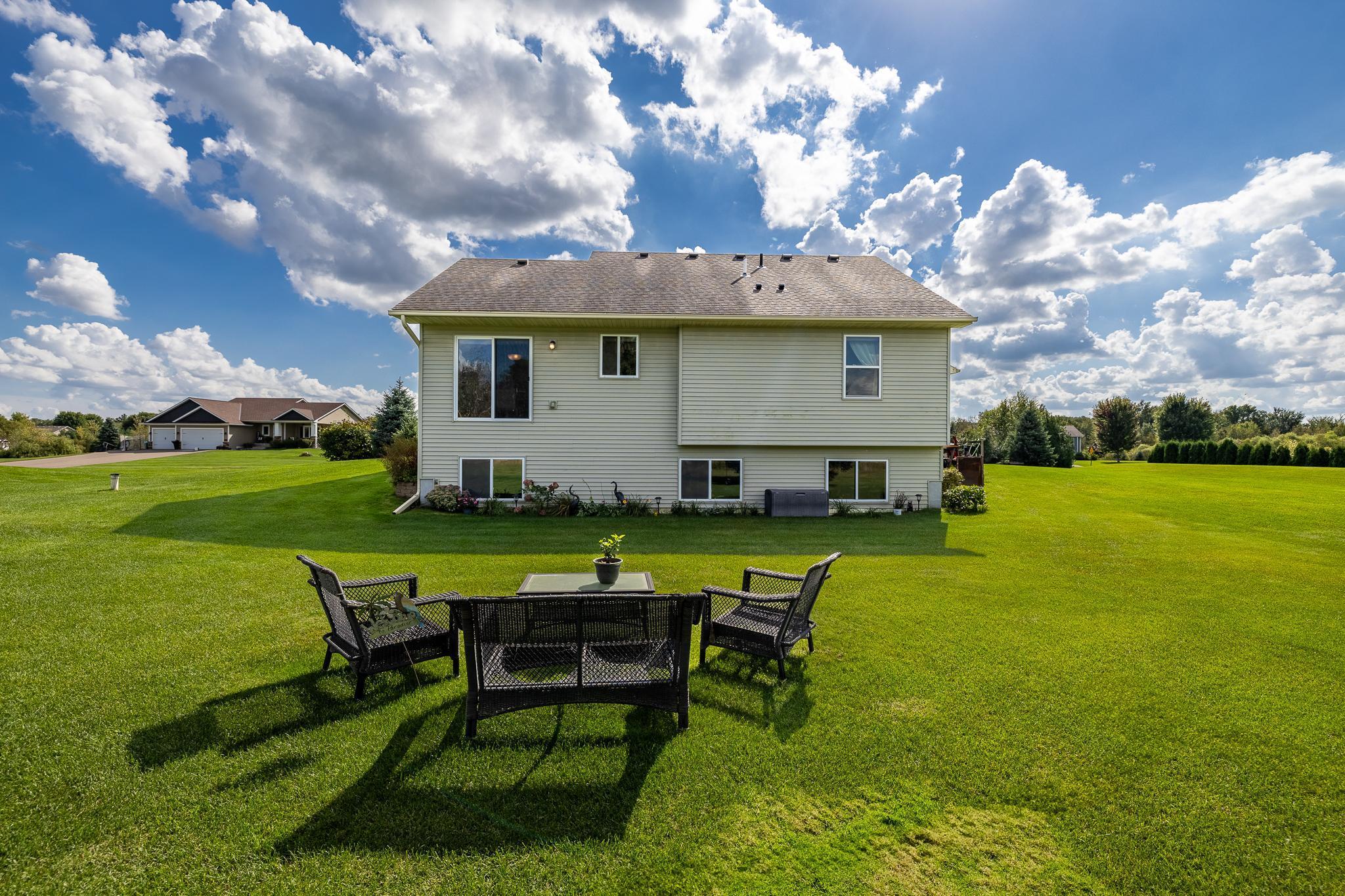 3555 170th Lane, Ham Lake, Minnesota image 27