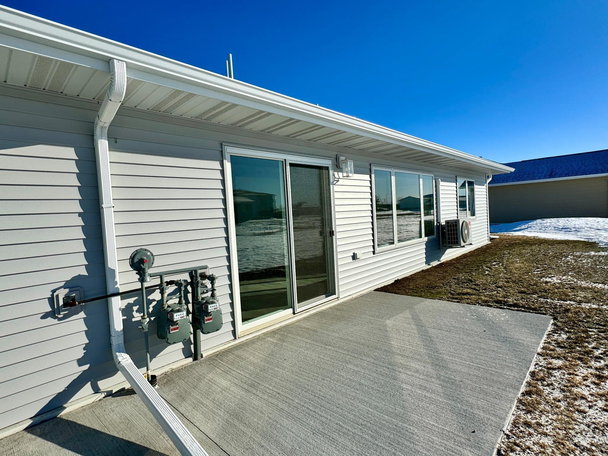 514 Garfield Street, Warroad, Minnesota image 3