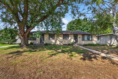 Multifamily For Sale - 849 11 1/2 Street<br/> Olmsted County, Rochester, MN 55902