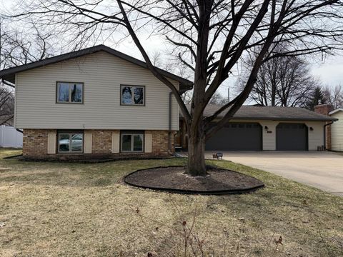Homes For Sale - 7405 Concerto Curve<br/> Anoka County, Minneapolis, MN 55432