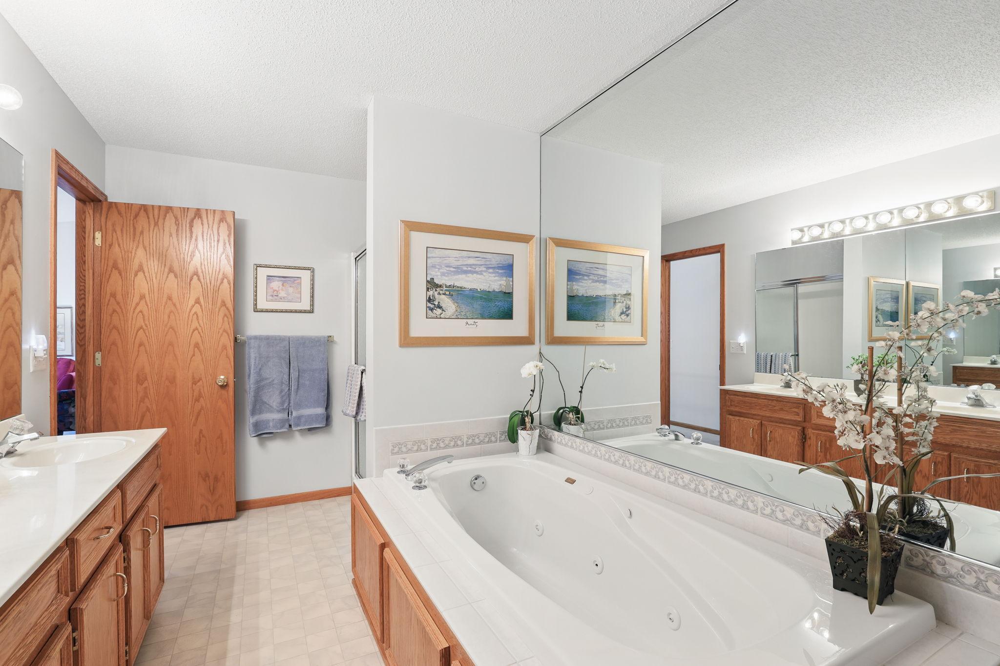 12879 Glen Way, Saint Paul, Minnesota image 22