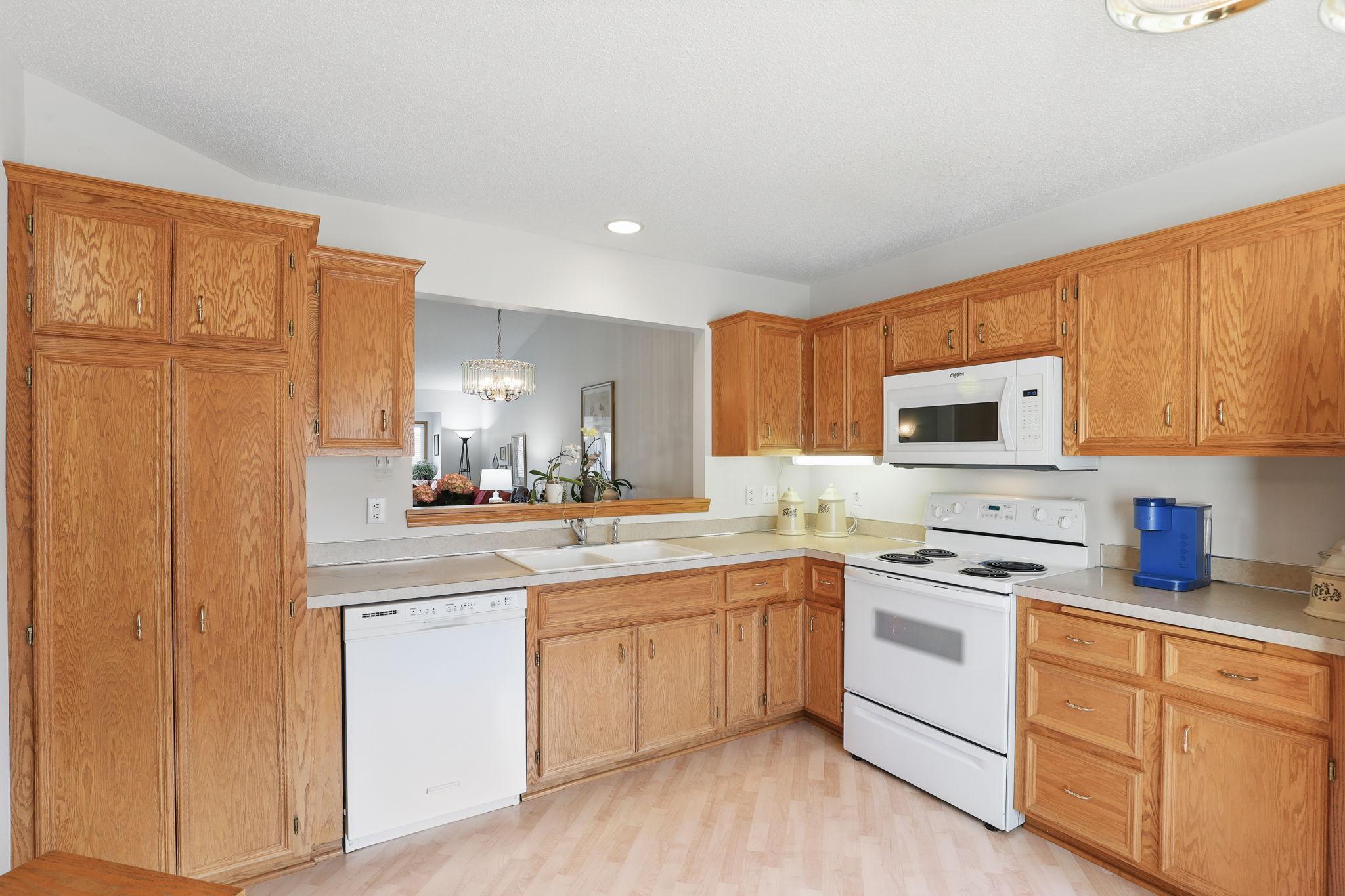 12879 Glen Way, Saint Paul, Minnesota image 8