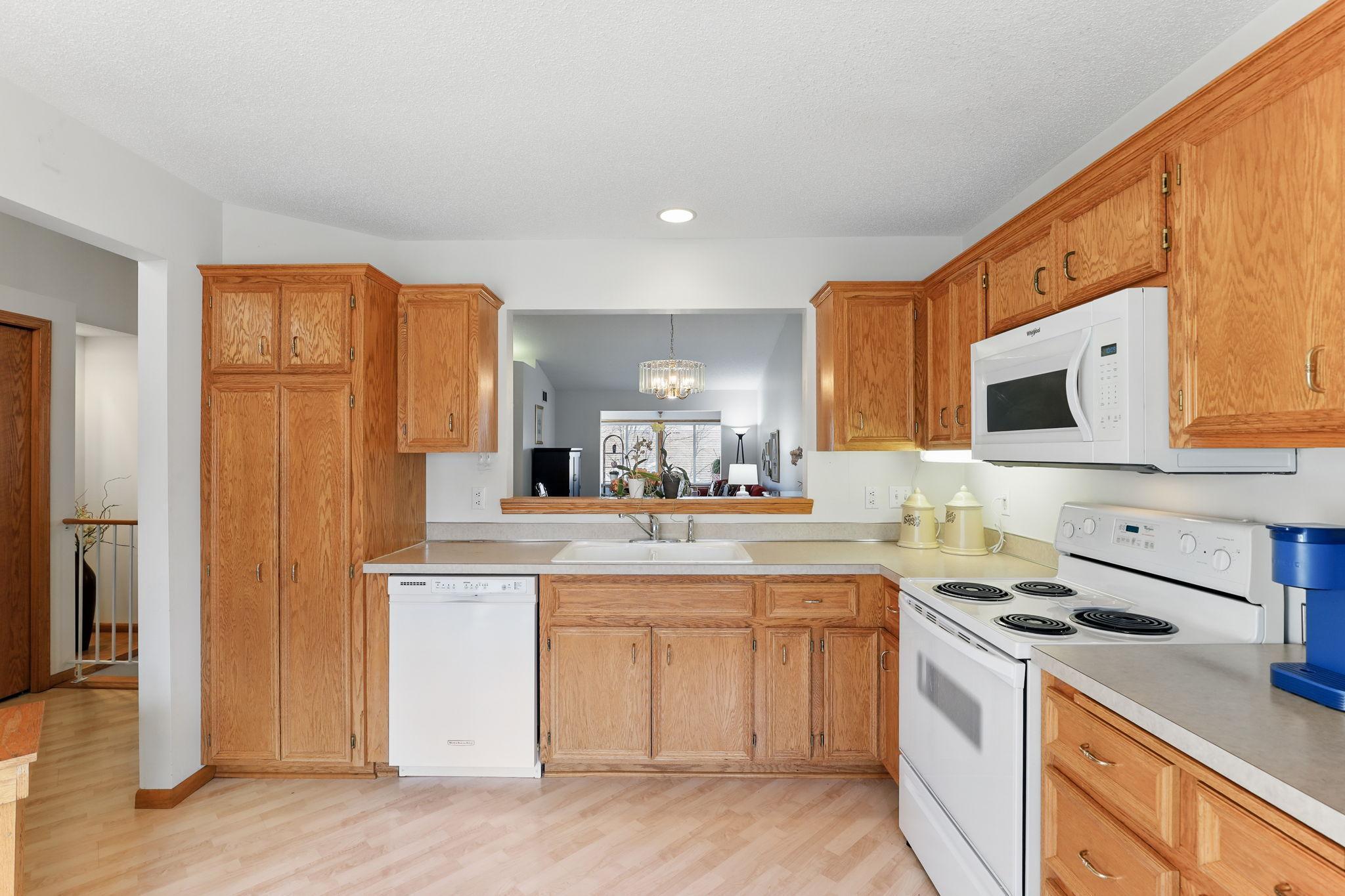 12879 Glen Way, Saint Paul, Minnesota image 7