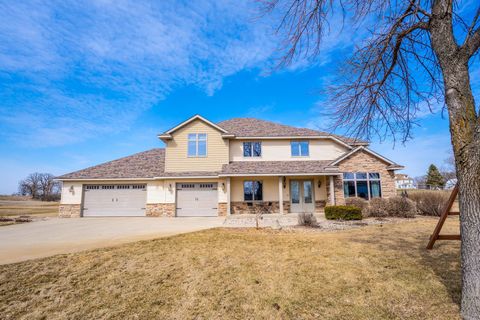 Homes For Sale - 294 57th Avenue<br/> Kandiyohi County, Willmar, MN 56201