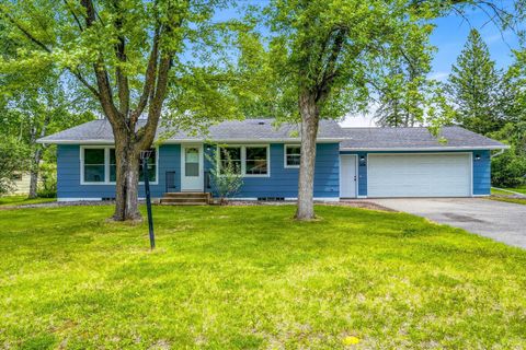 Homes For Sale - 535 2nd Avenue<br/> Mille Lacs County, Milaca, MN 56353