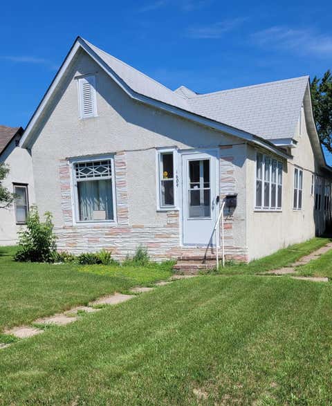 Homes For Sale - 1609 Pine Street<br/> Brainerd, MN 56401