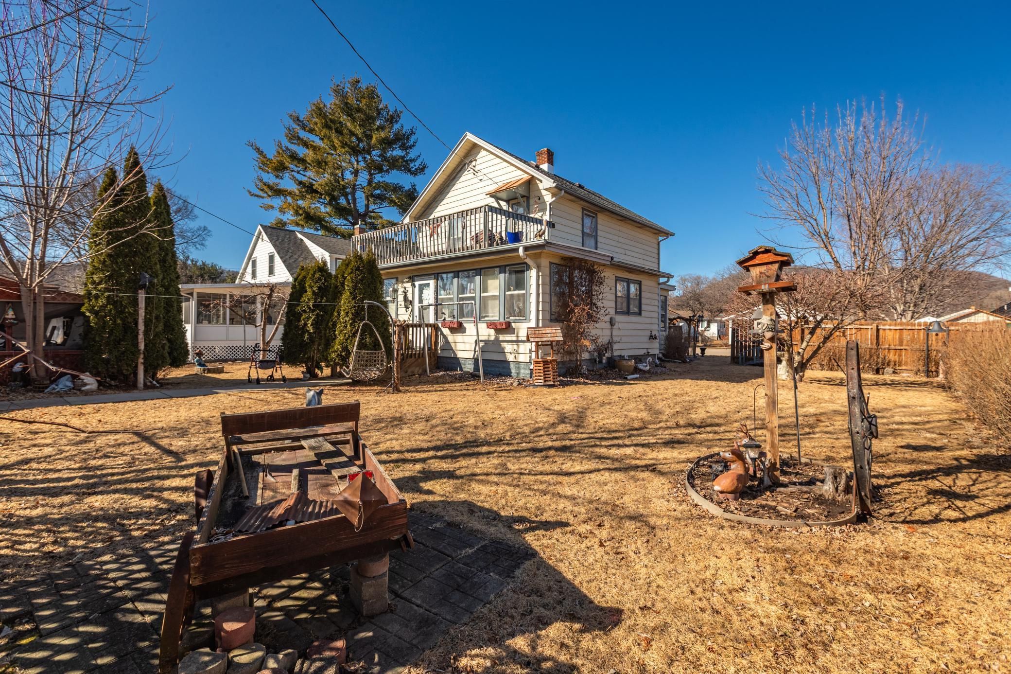 233 N 3rd Street, La Crescent, Minnesota image 5